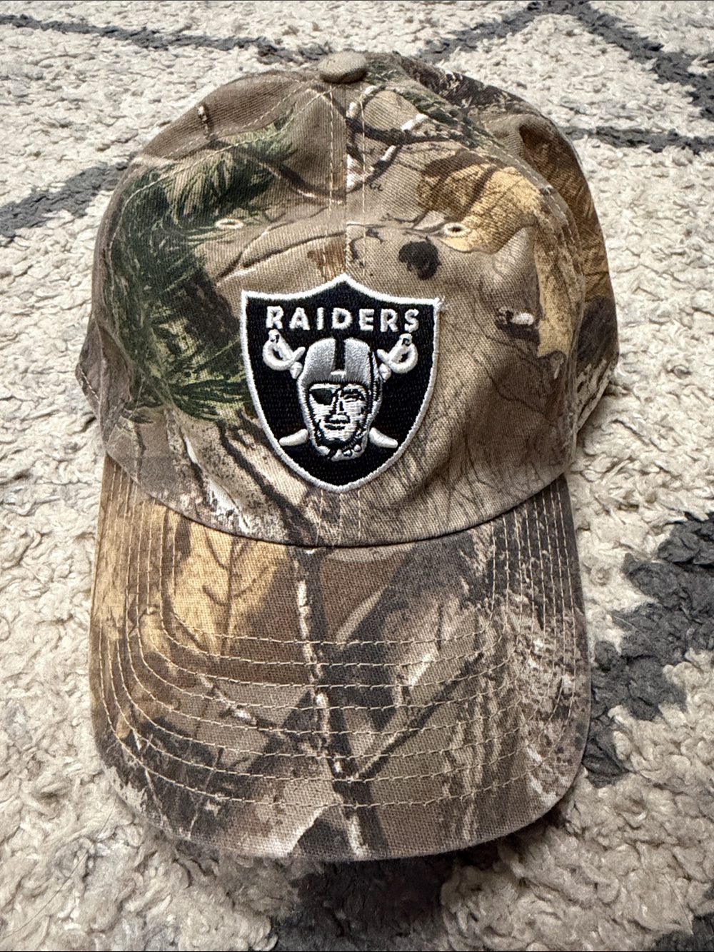 Kids Camo Baseball Hat with Raiders Shield Patch - Brown Green